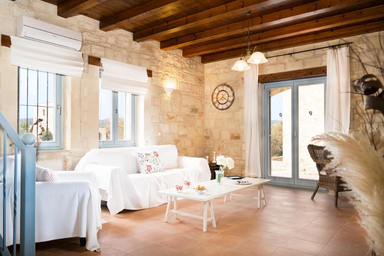 Beachfront Villa Turquoise With Private Pool, Bbq And Ping Pong Table Chania  Ngoại thất bức ảnh