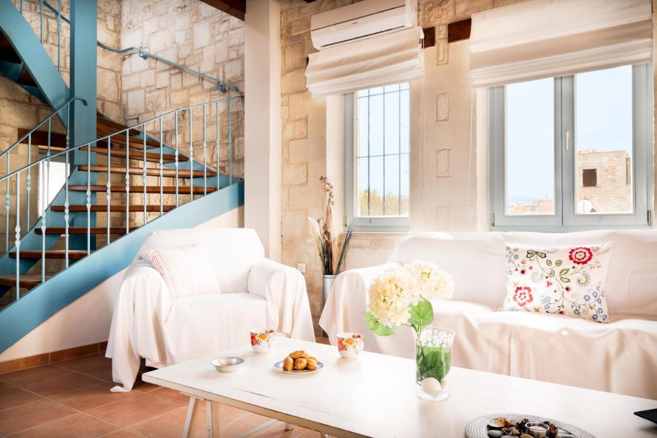 Beachfront Villa Turquoise With Private Pool, Bbq And Ping Pong Table Chania  Ngoại thất bức ảnh